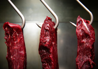 Meistermetzgerei Baumgärtner, mit einer Erfahrung von über 5 Jahrzehnten steht der Name Baumgärtner für beste Qualität von Fleisch und Wurstwaren - seit 2016 bietet Metzgermeister Andreas Baumgärtner