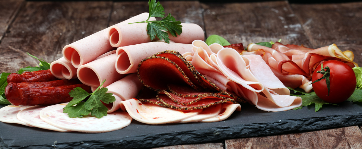 Meistermetzgerei Baumgärtner, mit einer Erfahrung von über 5 Jahrzehnten steht der Name Baumgärtner für beste Qualität von Fleisch und Wurstwaren - seit 2016 bietet Metzgermeister Andreas Baumgärtner